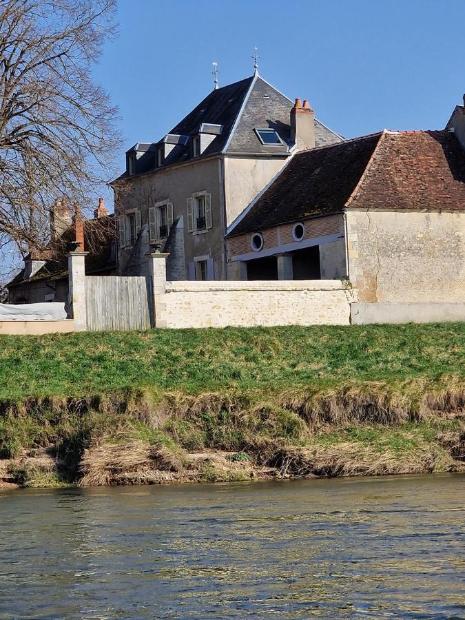 Chambre D'Hotes "Au Bord De Loire" La Marche Kültér fotó