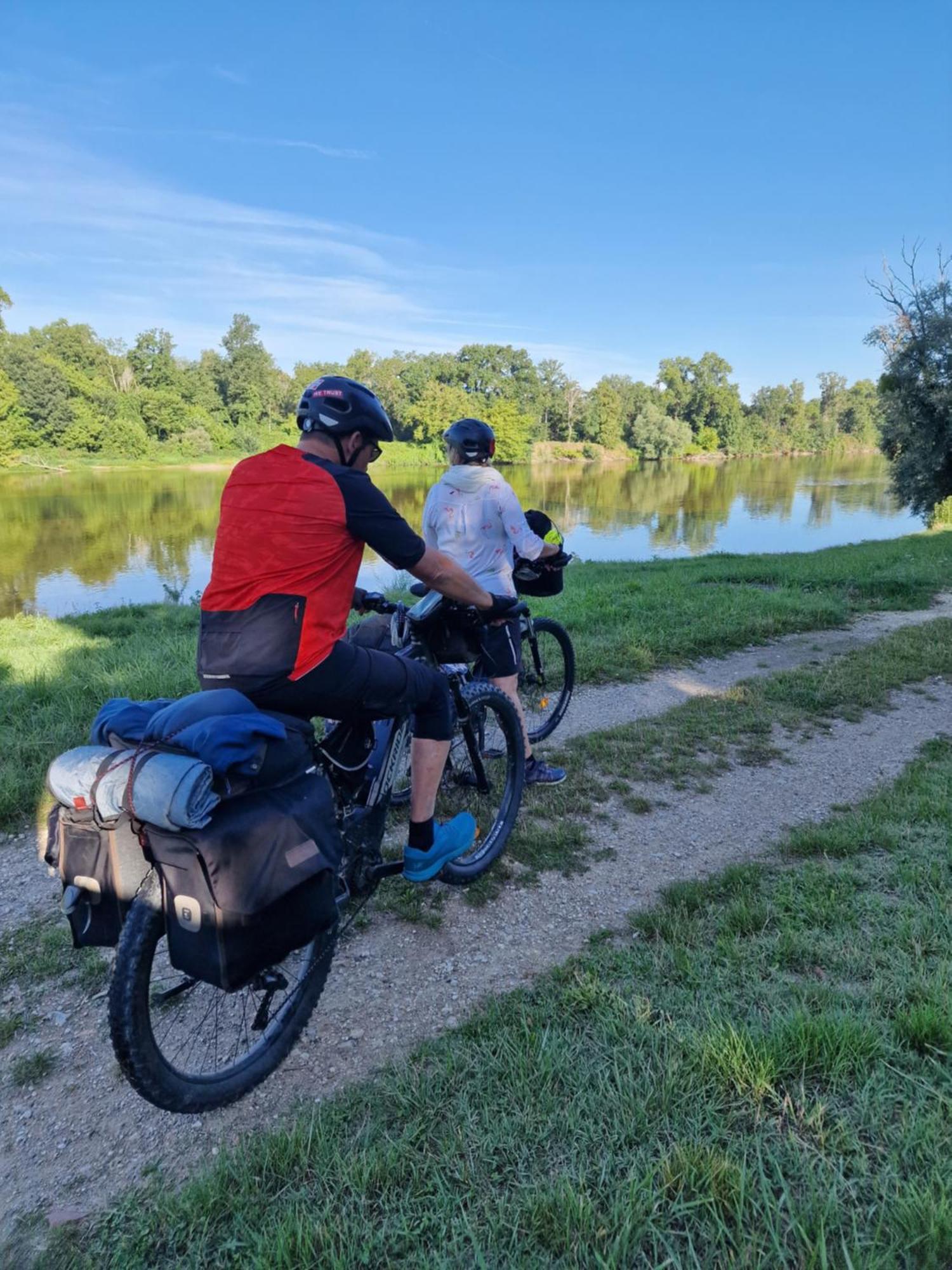 Chambre D'Hotes "Au Bord De Loire" La Marche Kültér fotó